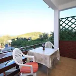 Διαμέρισμα 8237c *